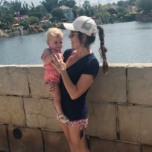 Meet your Posher, Cara